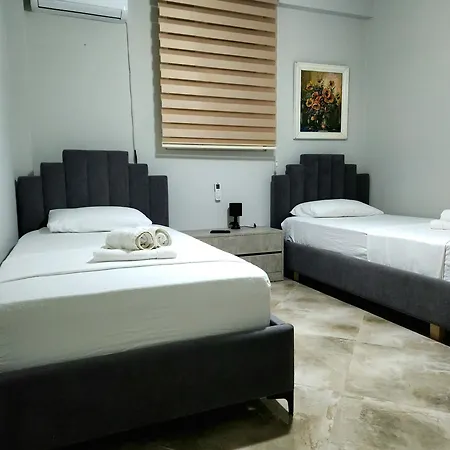 Modern And Cozy Apartments 150 Meters From The Beach, 750 Meters From Lungo Mare Vlorë Buitenkant foto