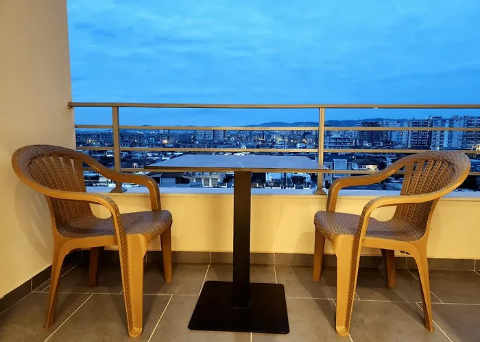 Modern And Cozy Apartments 150 Meters From The Beach, 750 Meters From Lungo Mare