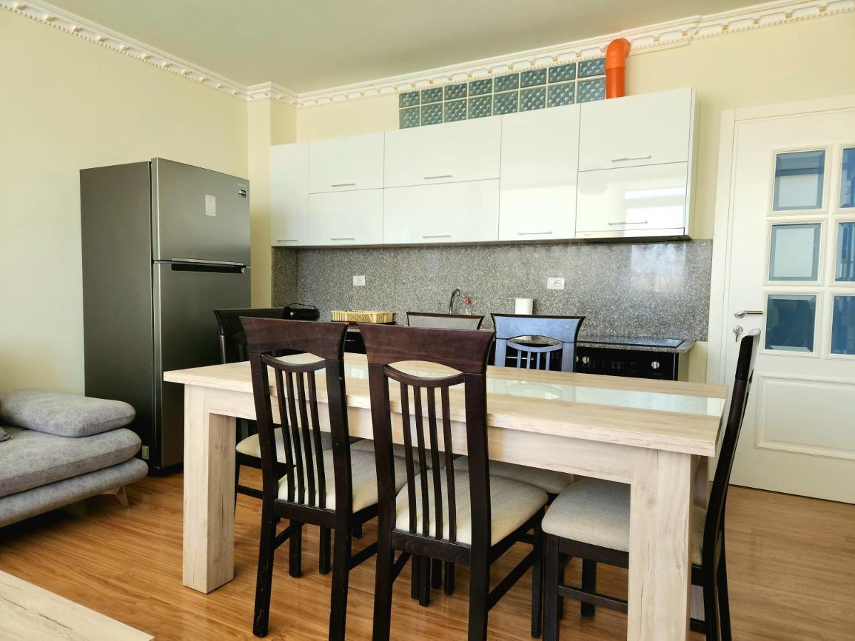 Apartment Modern And Cozy 150 Meters From The Beach, 750 Meters From Lungo Mare *