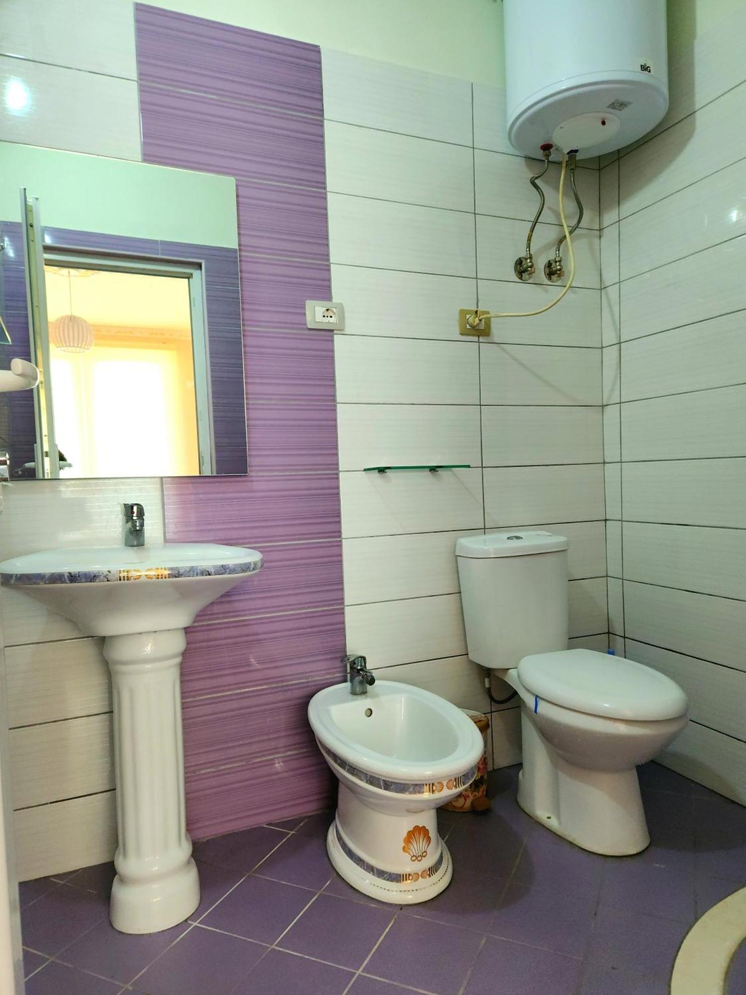 Apartment Modern And Cozy 150 Meters From The Beach, 750 Meters From Lungo Mare Vlore