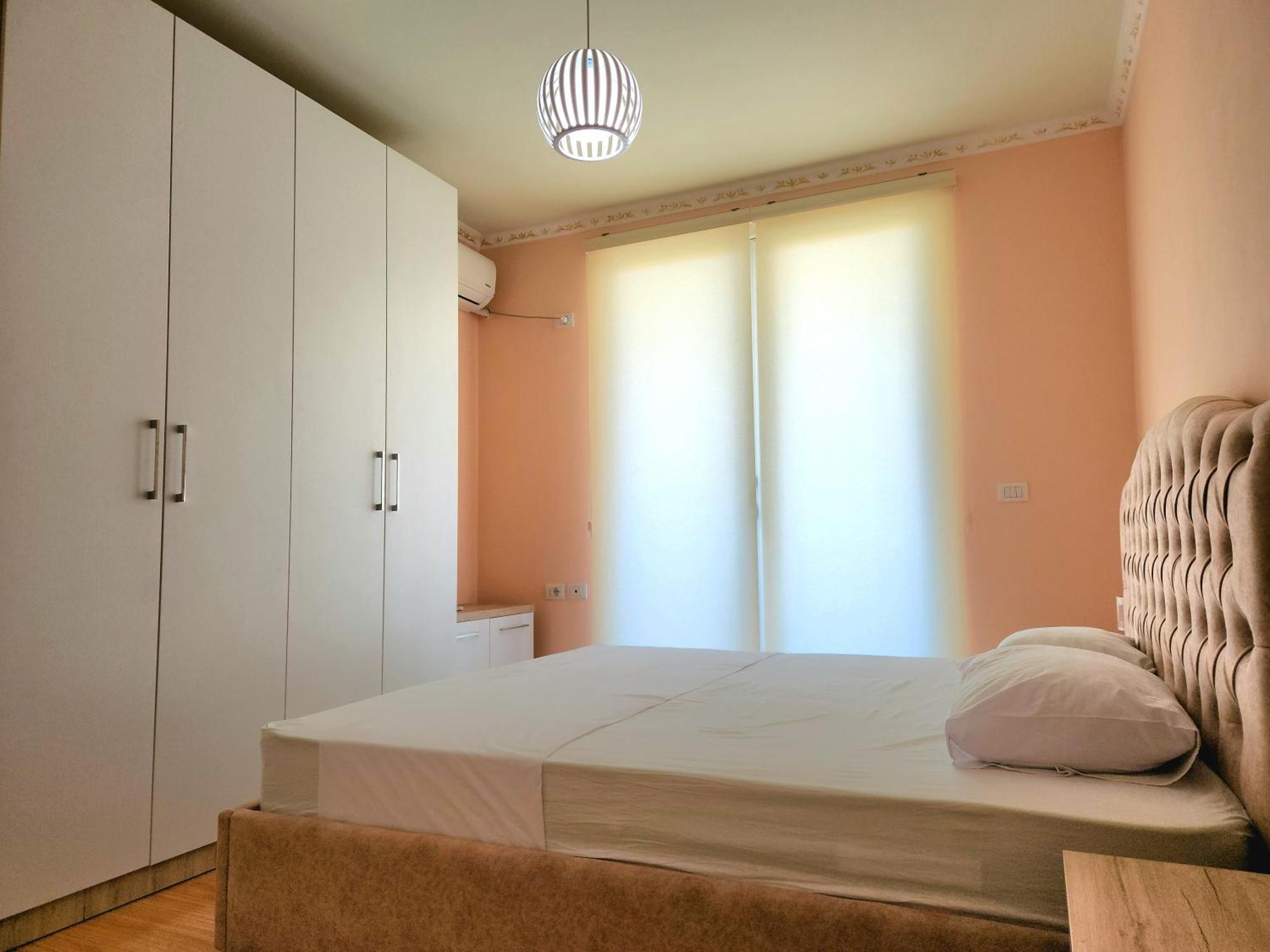 Modern And Cozy 150 Meters From The Beach, 750 Meters From Lungo Mare Vlore