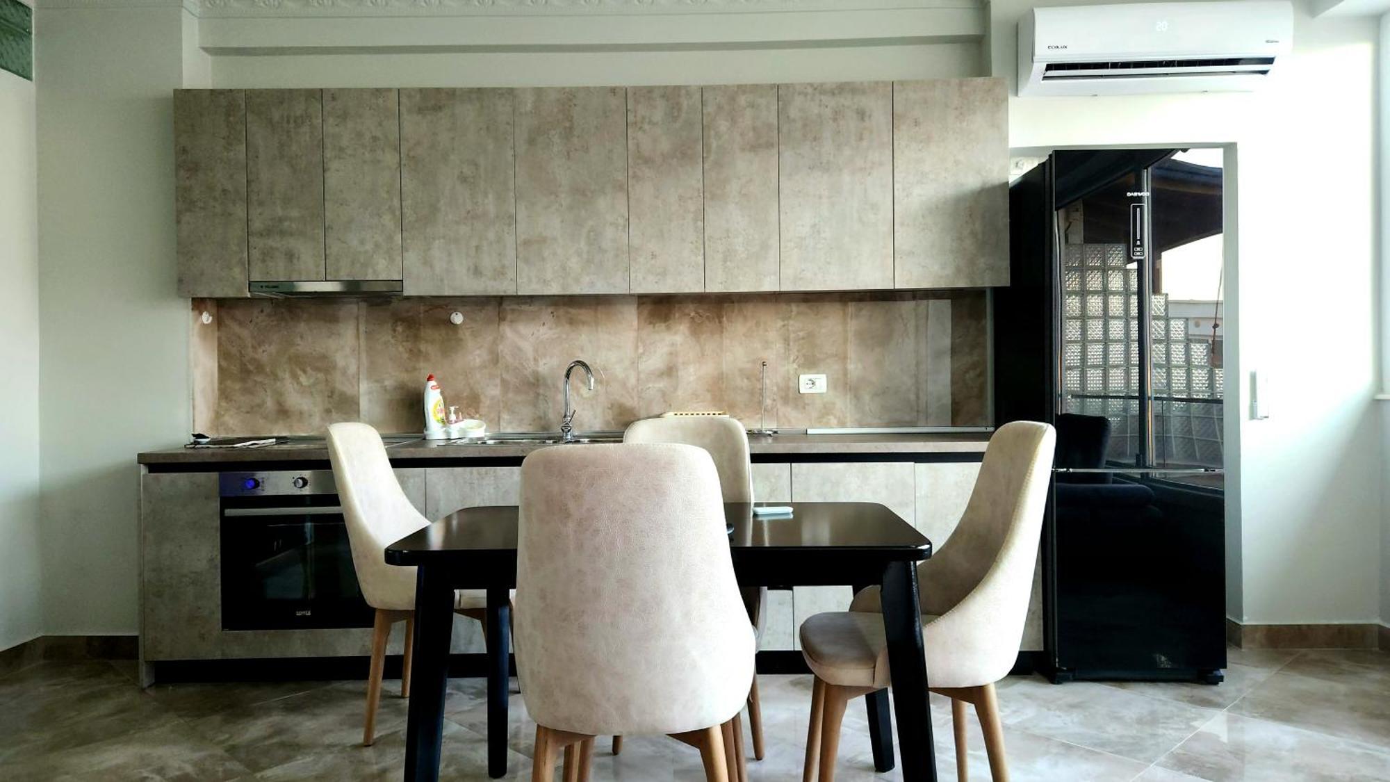 Modern And Cozy 150 Meters From The Beach, 750 Meters From Lungo Mare