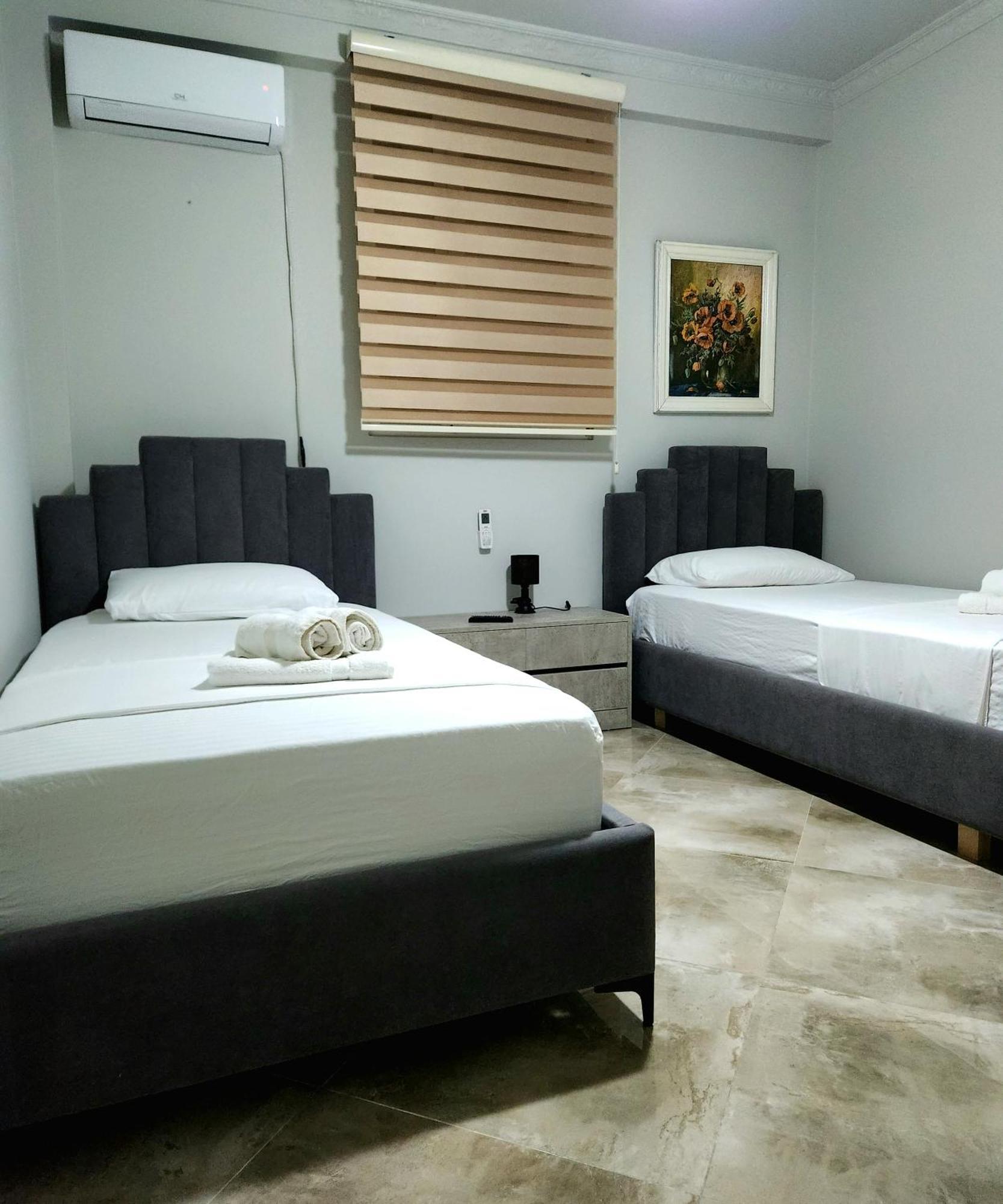 Modern And Cozy 150 Meters From The Beach, 750 Meters From Lungo Mare *